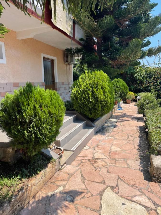 Elias Guest House Sarande Ngoại thất bức ảnh