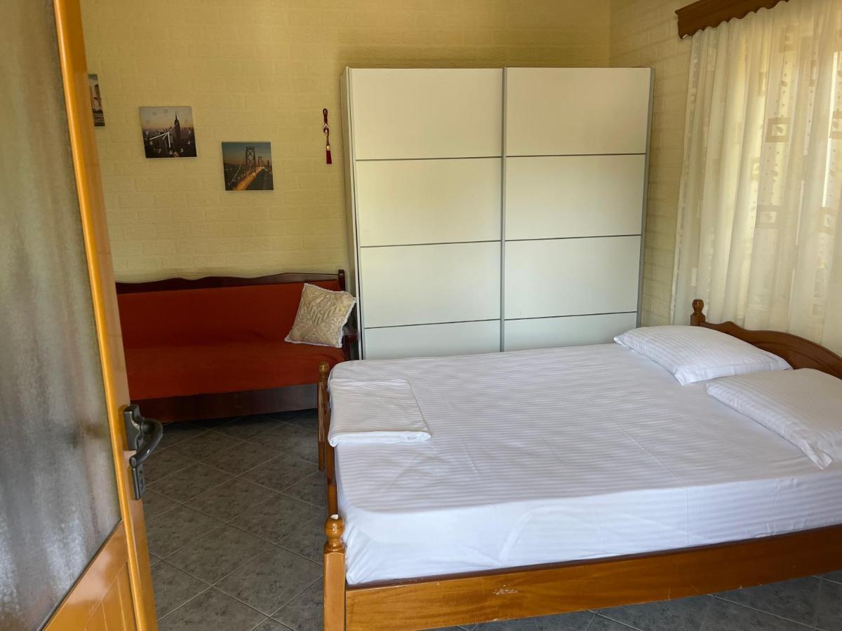 Elias Guest House Sarande Ngoại thất bức ảnh