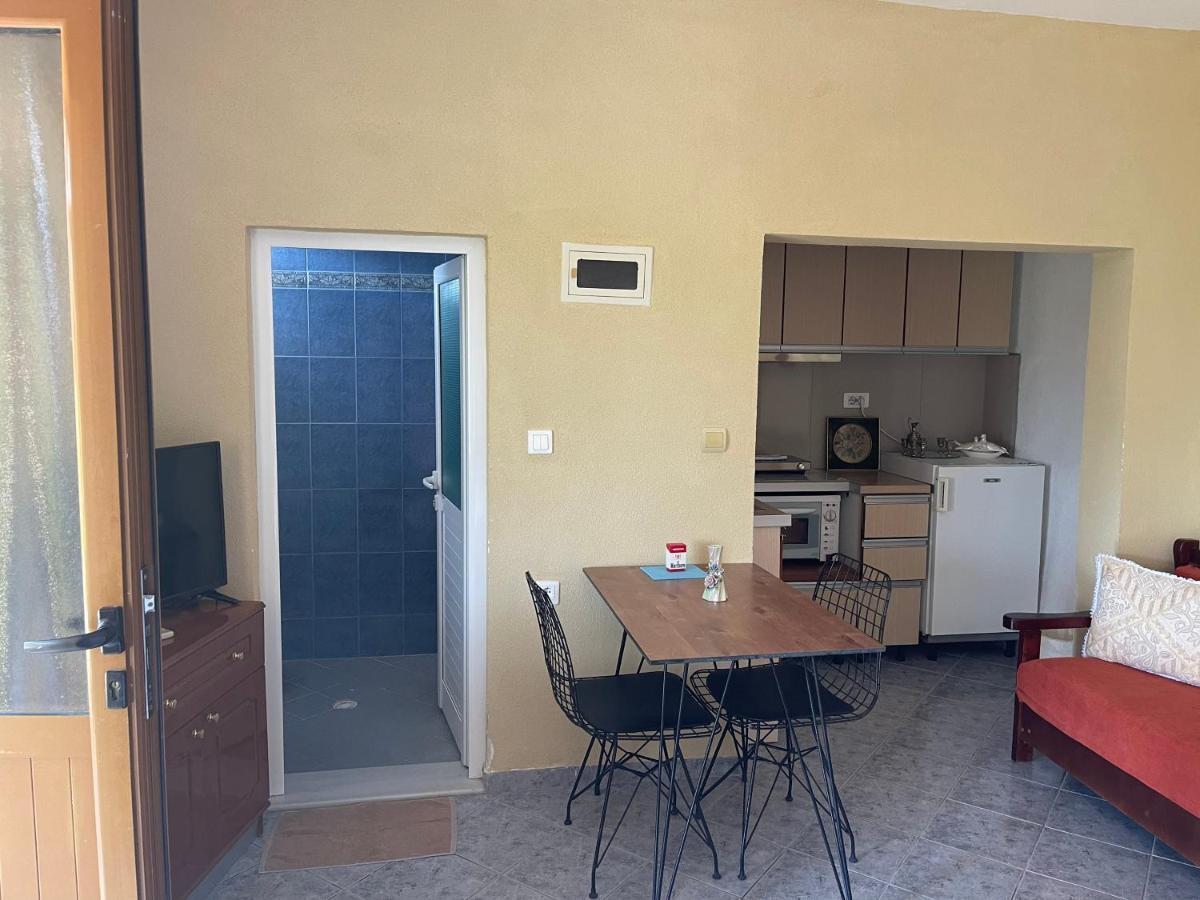 Elias Guest House Sarande Ngoại thất bức ảnh